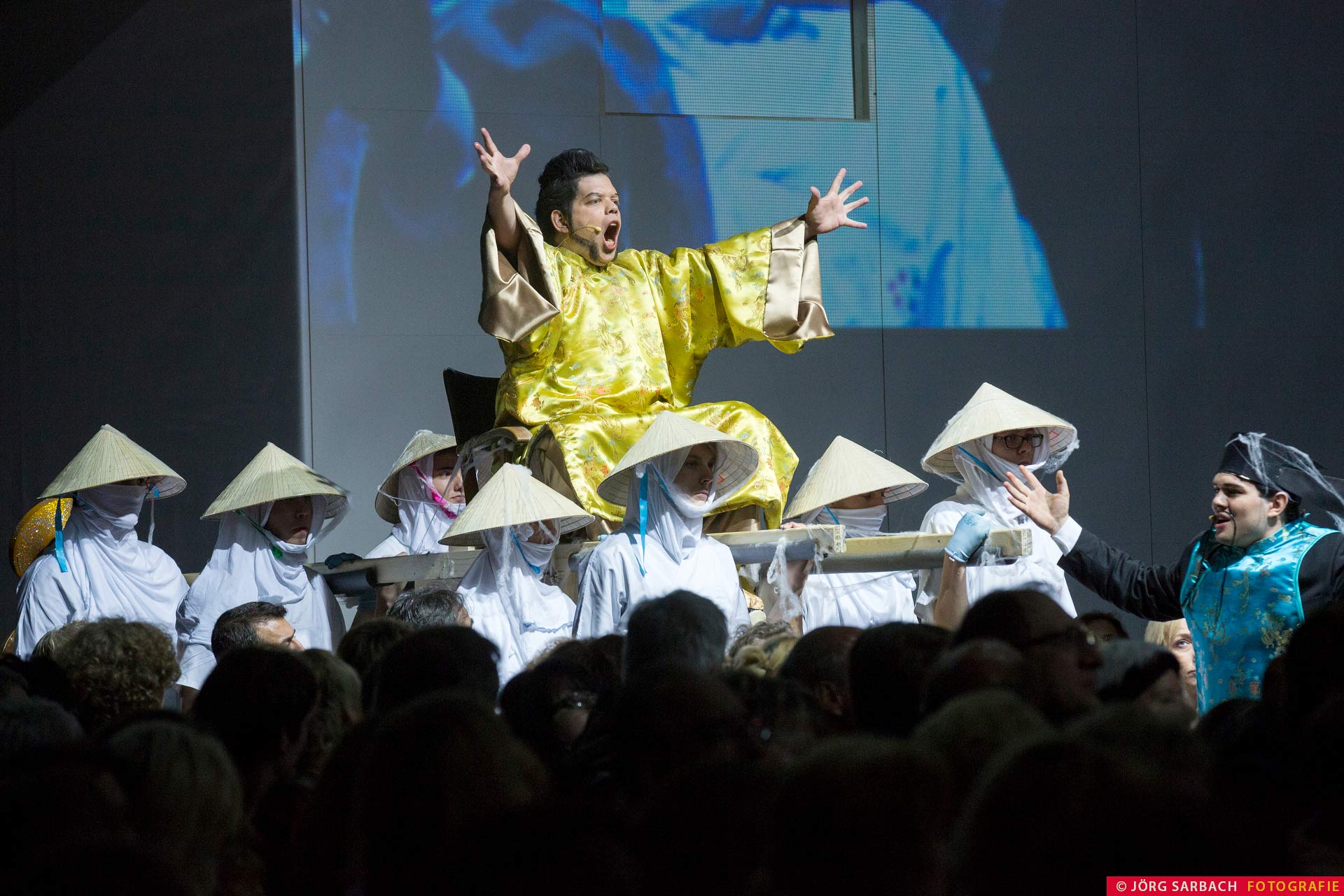 Deutsche Kammerphilharmonie Bremen, Stadtteiloper, Zukunftslabor,  OTE, Gesamtschule Ost, Bremen, Drachensöhne, Feentöchter, Bassbariton, Conrad